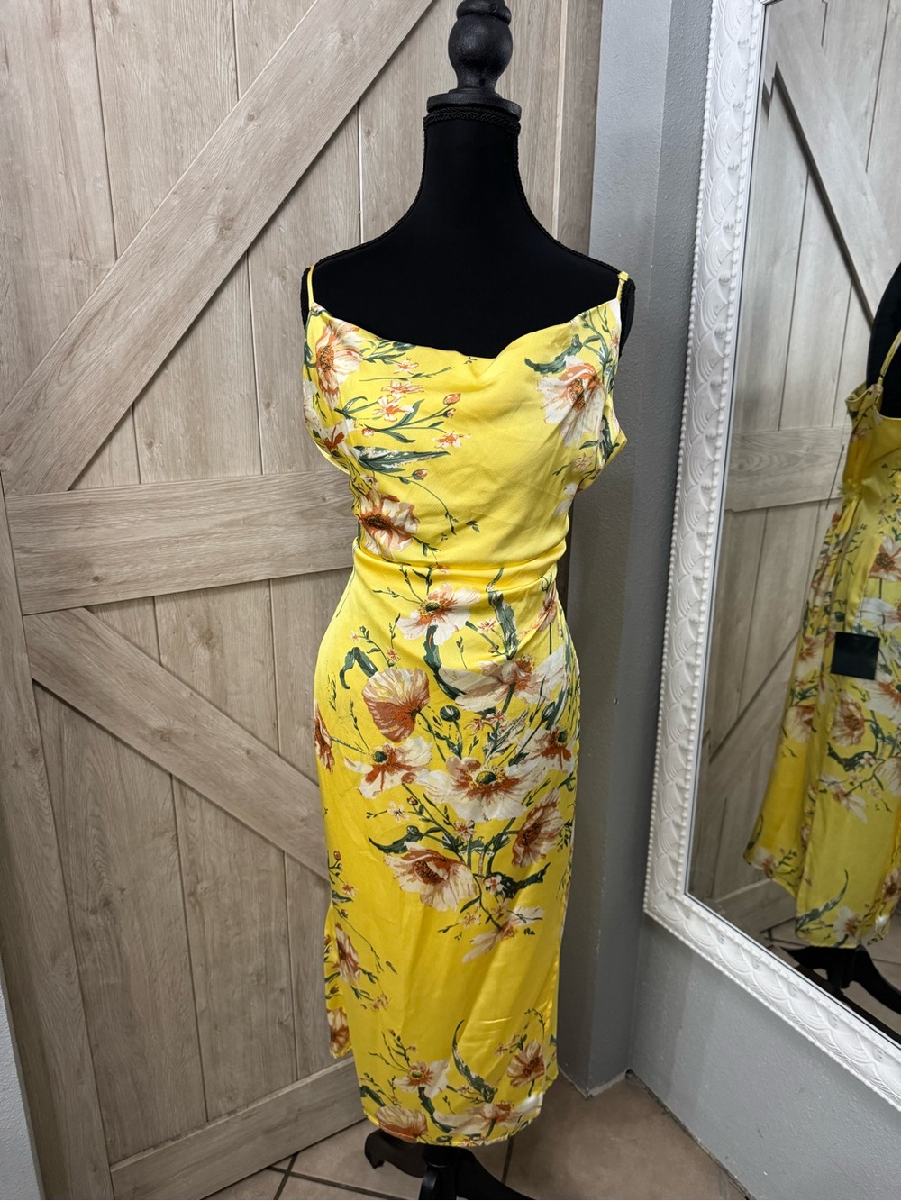 Lulu’s yellow floral print summer dress - size XL